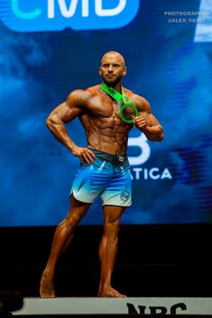 MEN'S PHYSIQUE 179
